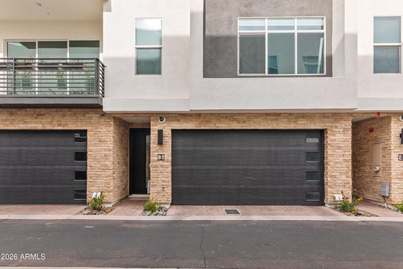 4_1717 e morten ave-4