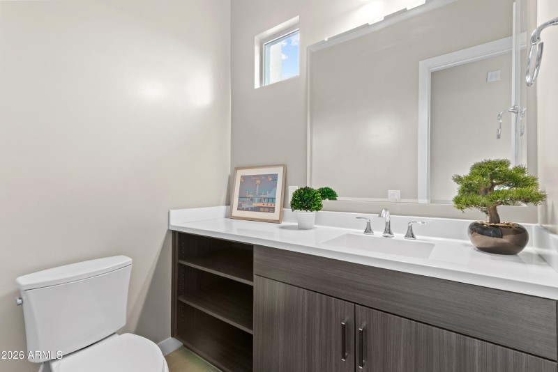 23_1717 e morten ave-23