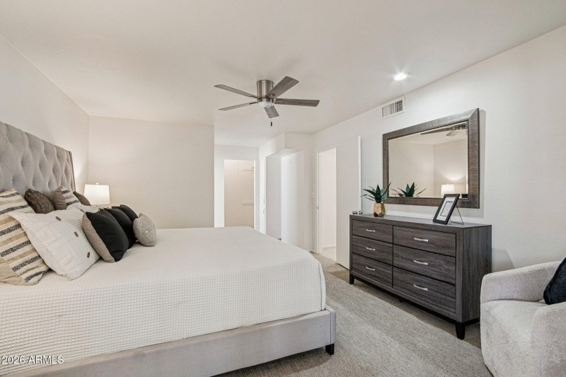 Spacious Primary Room