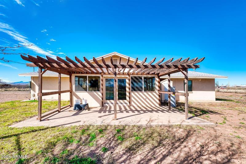 7027 North Bond Road-072068