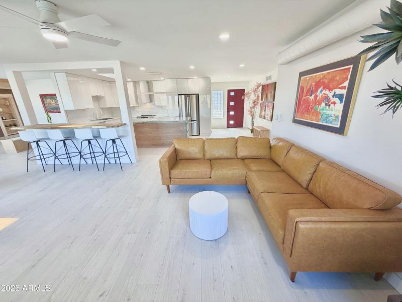 Cameron Living Room 20