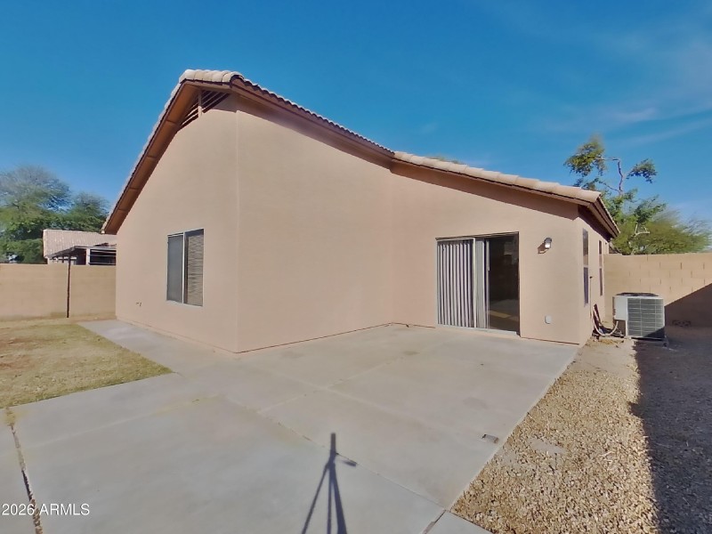 15_pc_GviCLXL8kG_S1fr4ocbEC_center_0