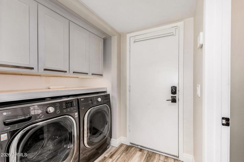 Inside Laundry Includes Washer & Dryer