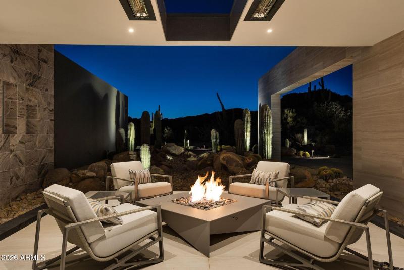 1190 Tortolita Mountain Cir-kccreativede