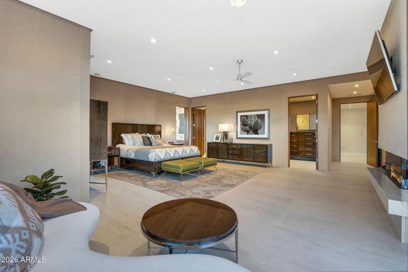 1190 Tortolita Mountain Cir-kccreativede