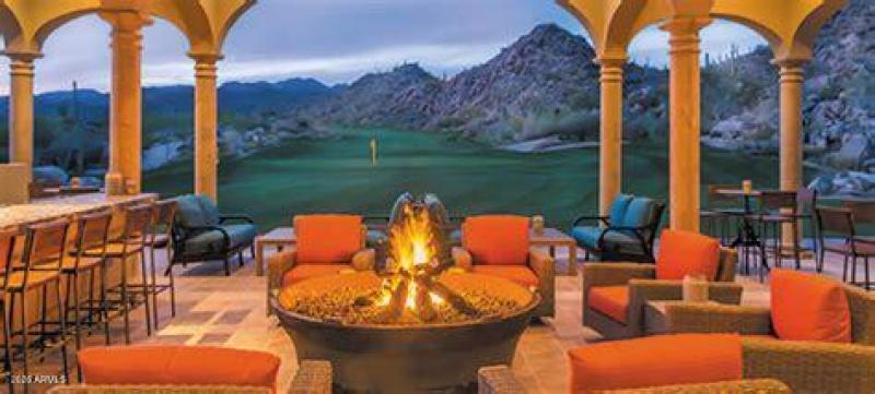 Stone Canyon Club Patio