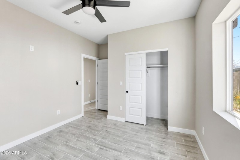 240 Valerie Lane-082151