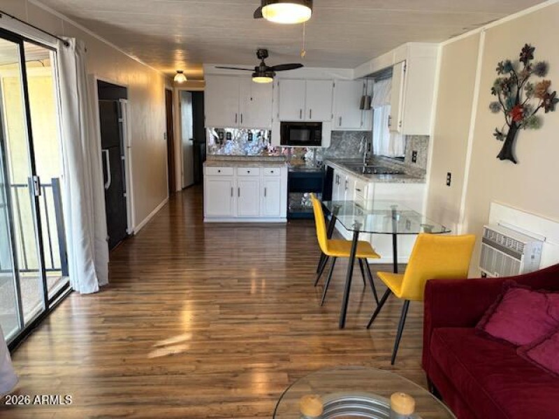 ME366e00fc434215df3188cfc63aa2e57f