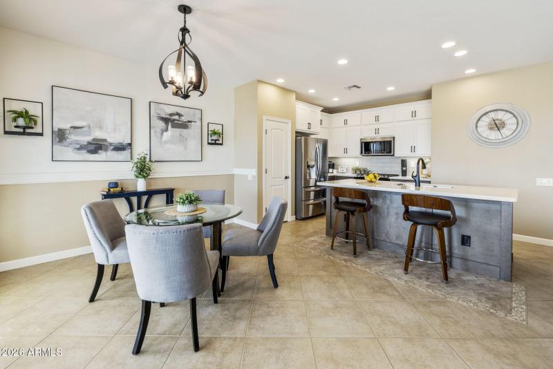 25-23225 N Hank Raymond Dr