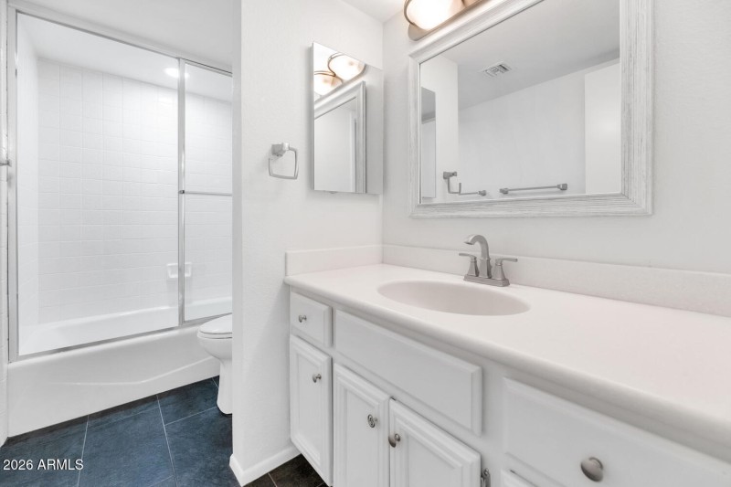 8151 E Del Joya Dr-large-021-006-TOD7939