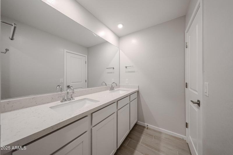 41_2-story-home-with-view_for-sale_Arizo