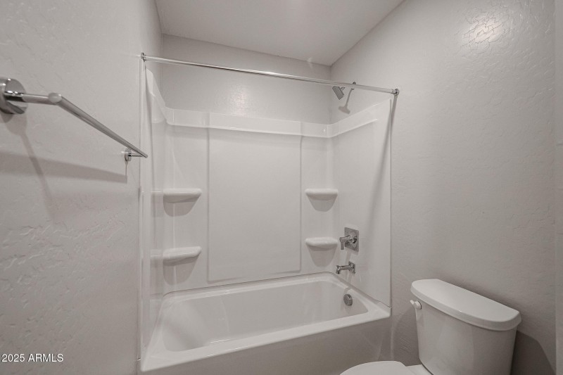 42_2-story-home-with-view_for-sale_Arizo