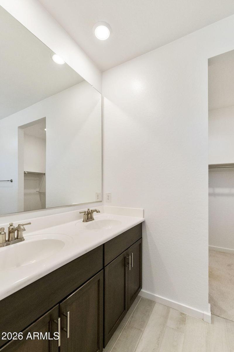 30-web-or-mls-DLB_7848