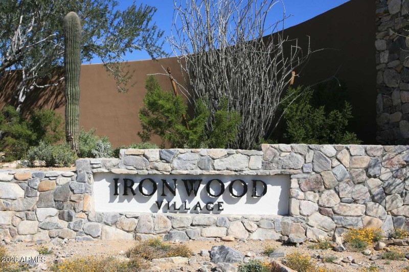Ironwwod Village-Sign