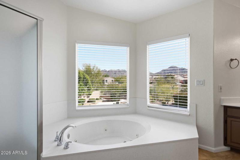 Primary Bath-Jetted Tub