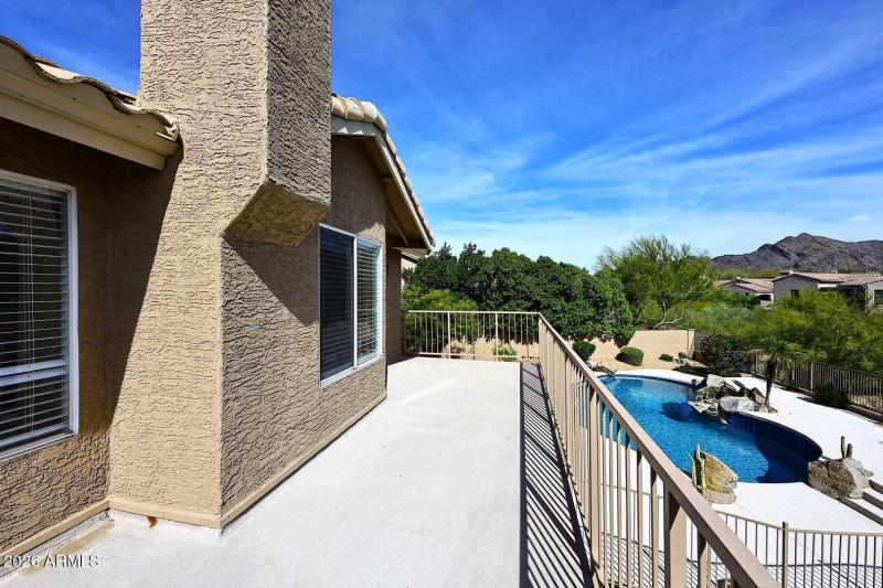 Primary Bedroom-Balcony2