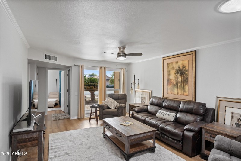 05-Entry and Living Room