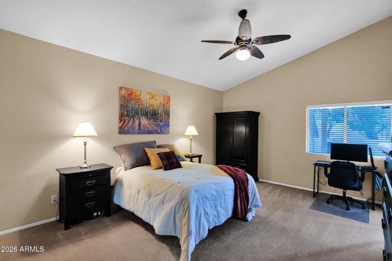 11-web-or-mls-P1536626