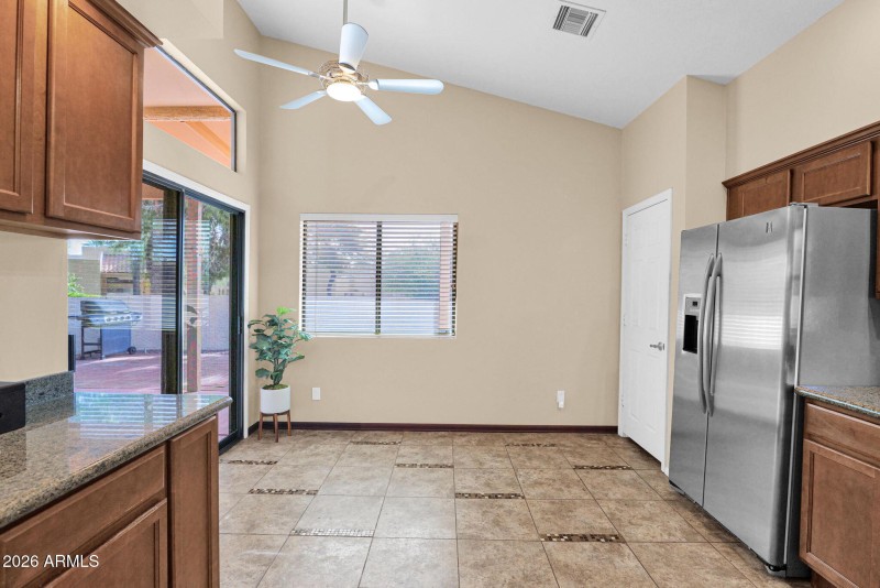 28-web-or-mls-P1536656