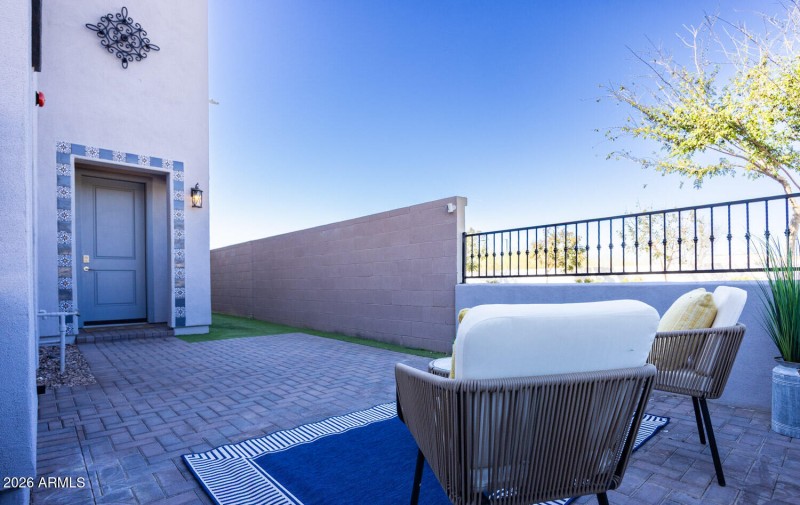 entrance with front yard