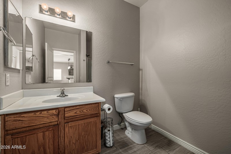 Downstairs Bathroom w/shower