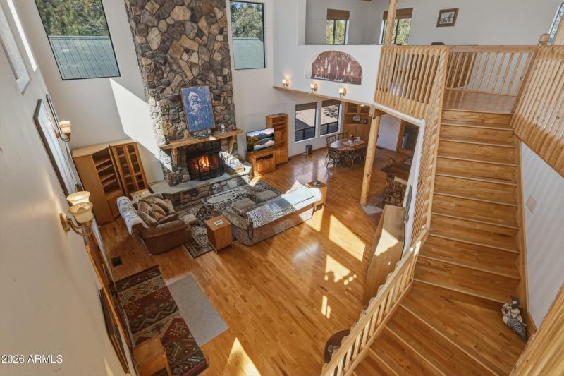 33_nkn_6426_with_fire