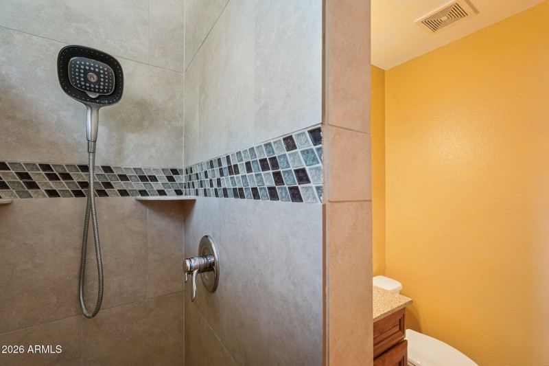 28-web-or-mls-W Kingswood Cir-S2702-028r