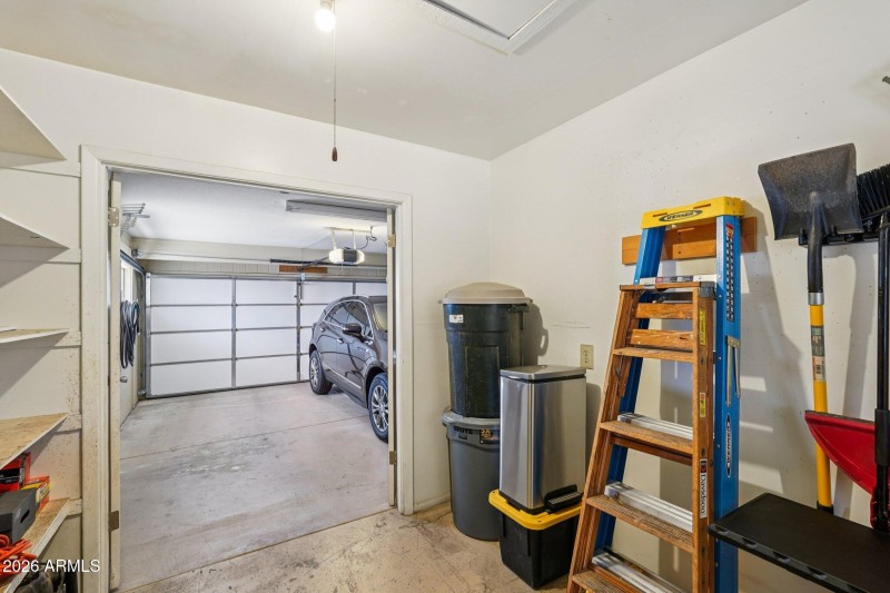 33-web-or-mls-W Kingswood Cir-S2702-033r