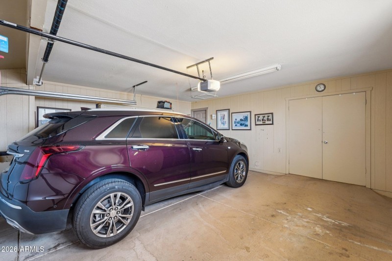 35-web-or-mls-W Kingswood Cir-S2702-035r