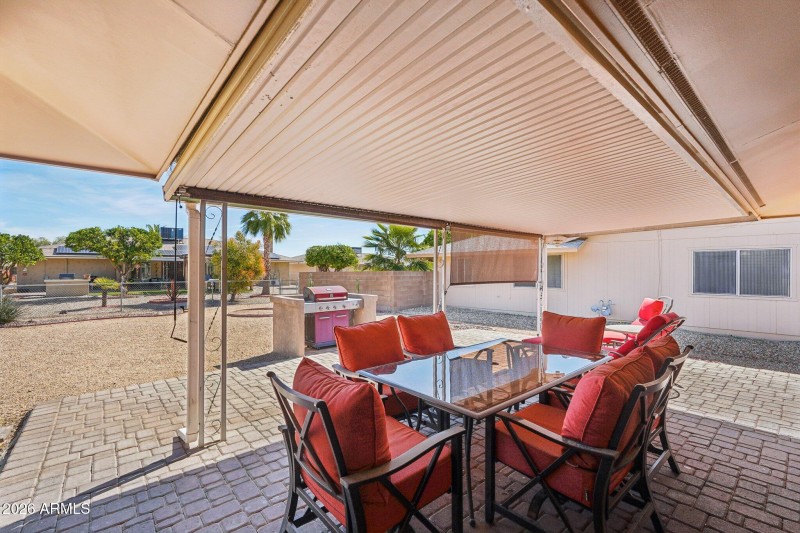 36-web-or-mls-W Kingswood Cir-S2702-036r