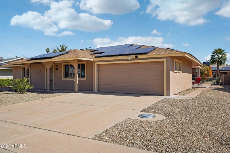 4-web-or-mls-W Kingswood Cir-S2702-004r