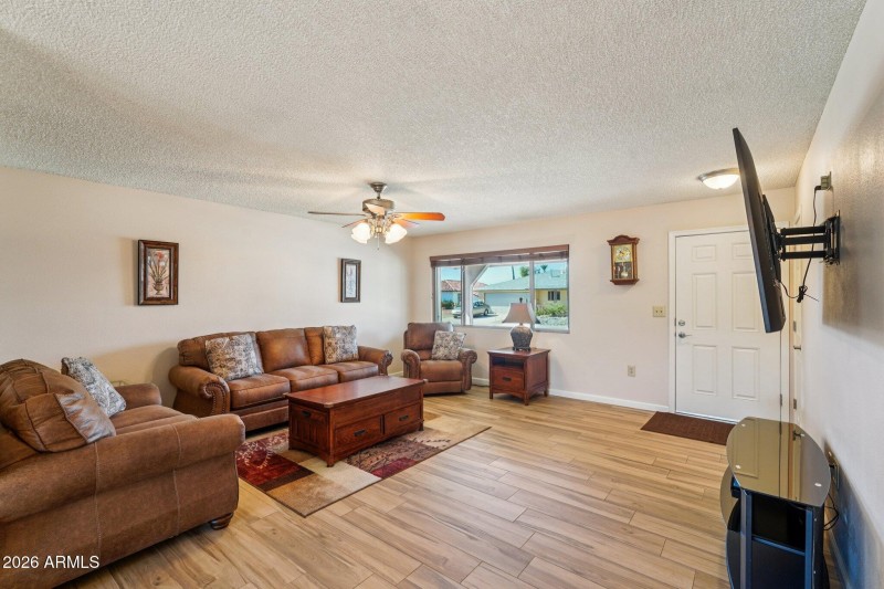 10-web-or-mls-W Kingswood Cir-S2702-010r