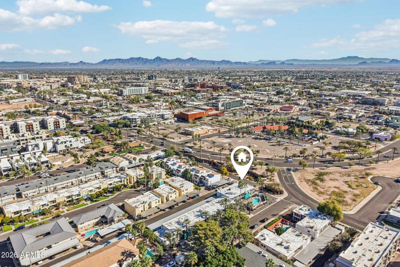 33-web-or-mls-E 4th St 8-S2702-031