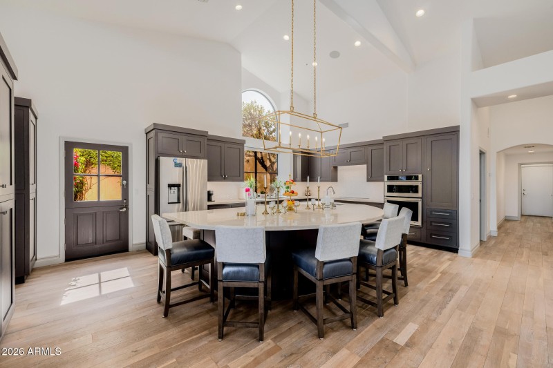 Oversized Center Island