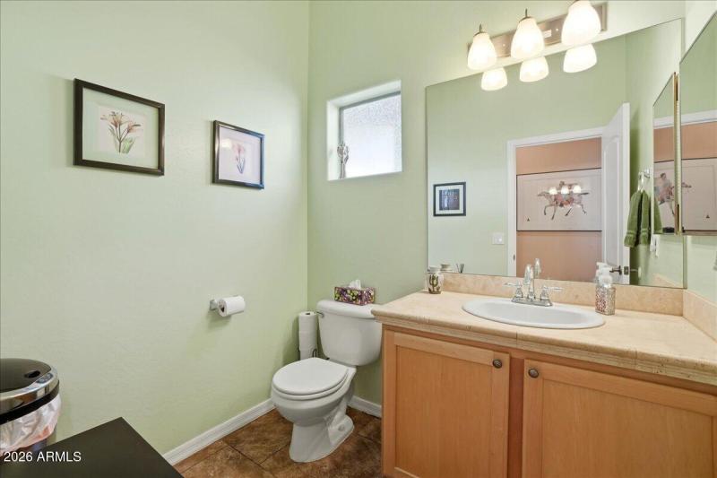 28-Full Bathroom