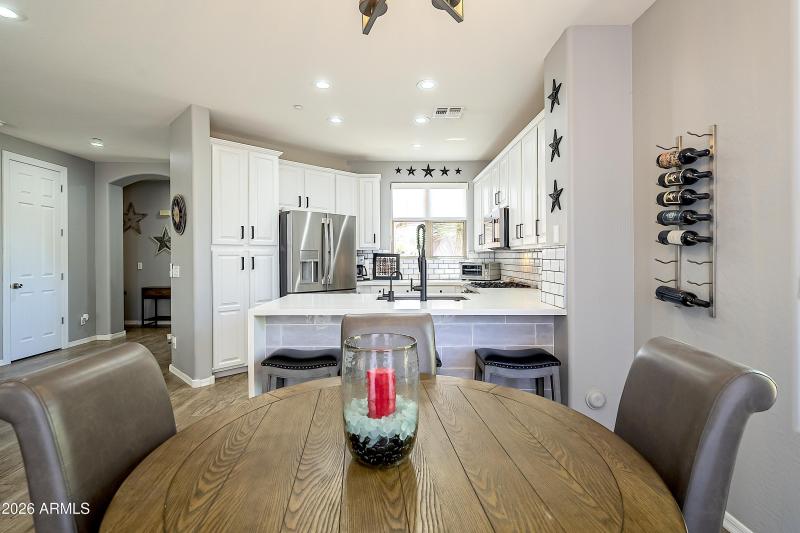 15-Dining and Kitchen