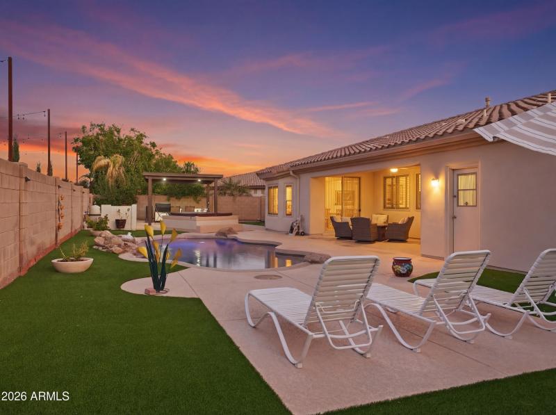 Resort-Style Backyard Pool
