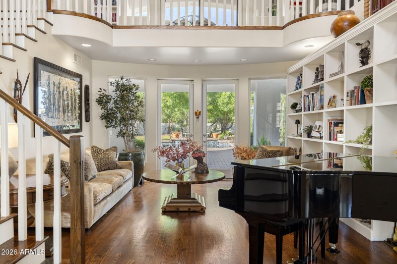 9-web-or-mls-6750-e-fanfol-dr