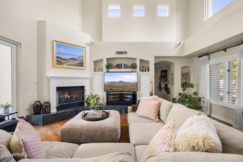 14-web-or-mls-6750-e-fanfol-dr