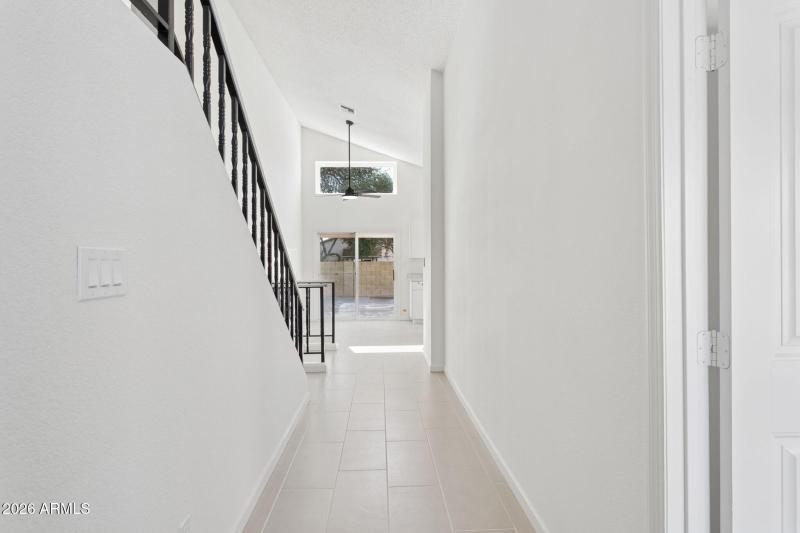 5-web-or-mls-3805-w-camino-real