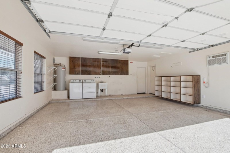 24-web-or-mls-N 173rd Ave-S2702-024