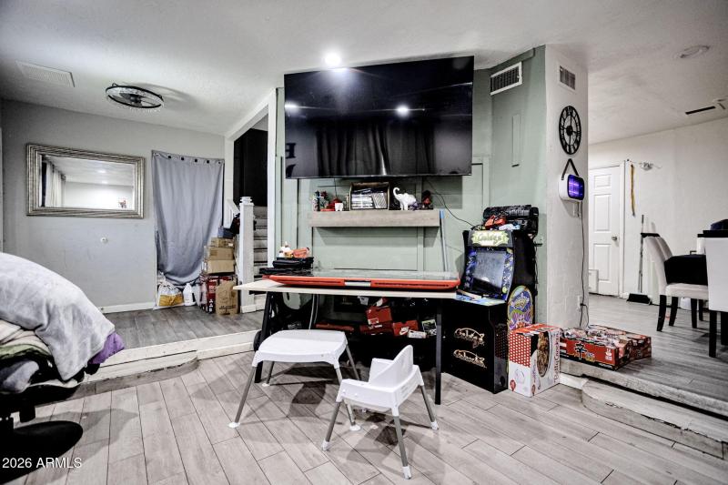 4-web-or-mls-QP - 1090