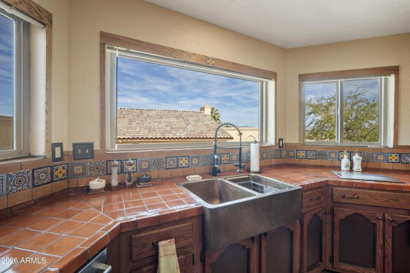 16 Kitchen Sink View