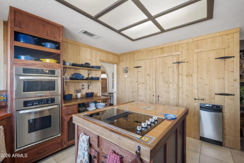 17 Kitchen Oven Pantry