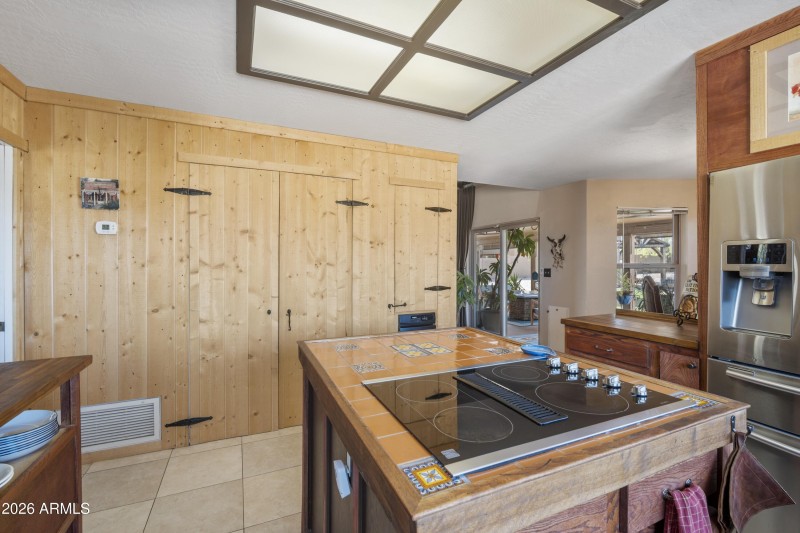 18 Kitchen Island Pantry