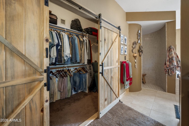 27 Primary Closet Open