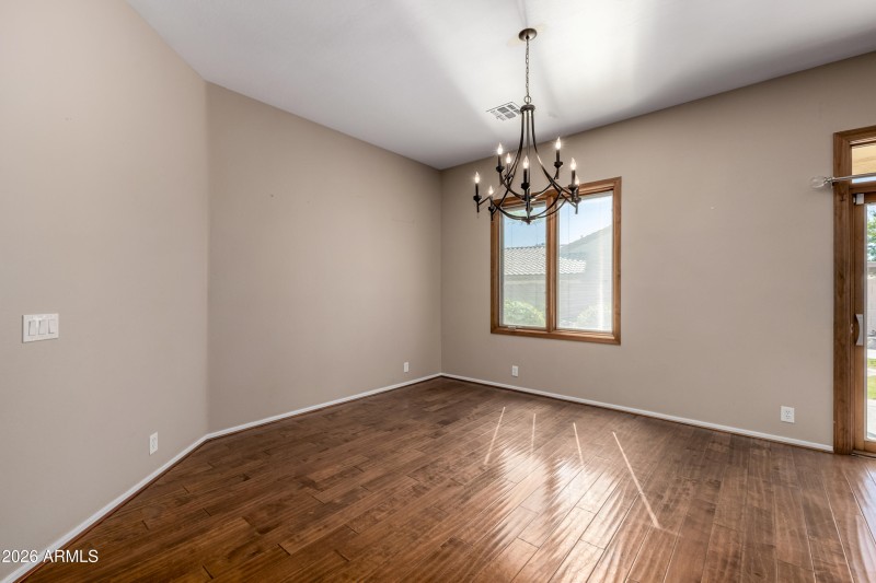 FORMAL DINING WITH WINDOWS