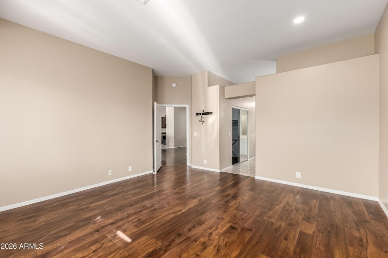 PRIMARY BEDROOM- ENSUITE BATH