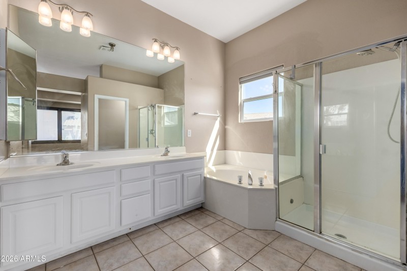 PRIMARY ENSUITE BATHROOM - SEPARATE WALK