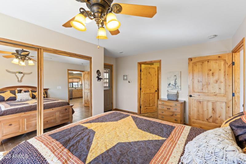 20526 W Carver Rd-12